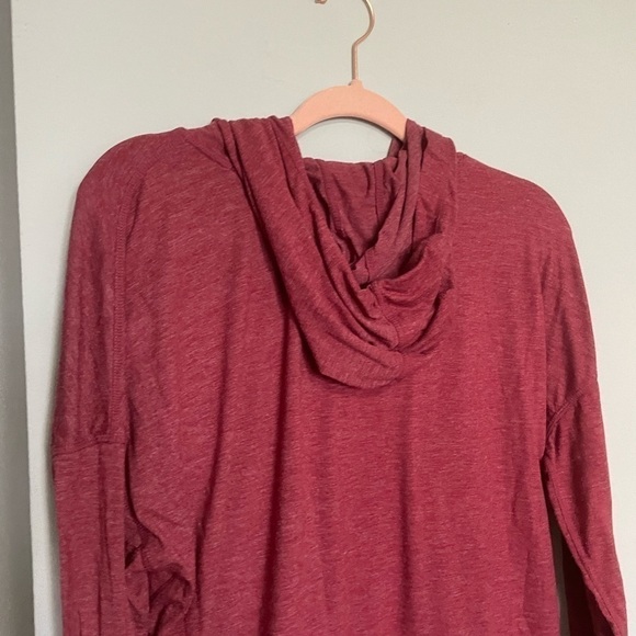 𝅺90 Degree By Reflex Light Hoodie - Picture 6 of 9